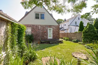 1640 Roosevelt Street, Baldwin, NY 11510 - Photo 21