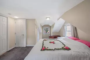 74 Fairview Ave, Islip Terrace, NY 11752 - Photo 15