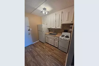 160 Academy Street #3P, Poughkeepsie, NY 12601 - Photo 1