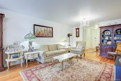 102-30 66th Road #5F, Forest Hills, NY 11375 - Photo 5
