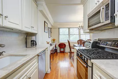 102-30 66th Road #5F, Forest Hills, NY 11375 - Photo 9