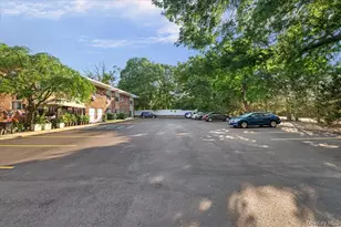 267 N Newbridge Rd, Levittown, NY 11756 - Photo 19