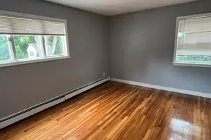 201 Wampum Ln, West Islip, NY 11795 - Photo 11