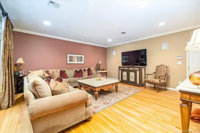 3056 Valentine Place, Wantagh, NY 11793 - Photo 17