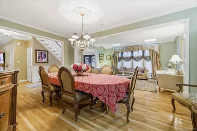 3056 Valentine Place, Wantagh, NY 11793 - Photo 9