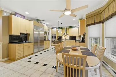 3056 Valentine Place, Wantagh, NY 11793 - Photo 15