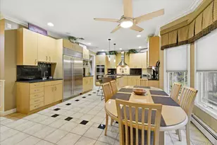 3056 Valentine Pl, Wantagh, NY 11793 - Photo 15