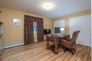 3056 Valentine Pl, Wantagh, NY 11793 - Photo 25