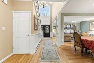 3056 Valentine Pl, Wantagh, NY 11793 - Photo 7
