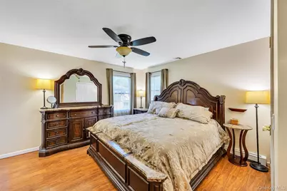 158 South Street, Manorville, NY 11949 - Photo 11