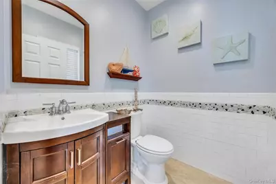 158 South Street, Manorville, NY 11949 - Photo 21