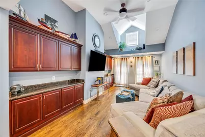 158 South Street, Manorville, NY 11949 - Photo 17