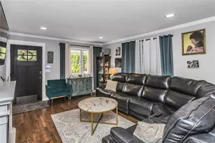 63 Teed St, South Huntington, NY 11746 - Photo 7
