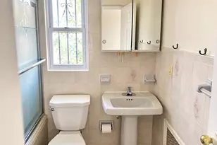 1519 Gillespie Ave, Bronx, NY 10461 - Photo 7