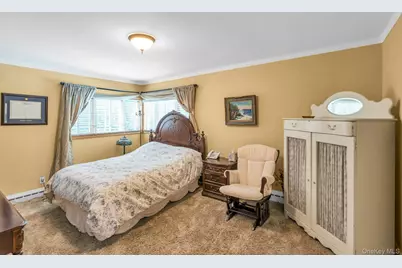 18 Regent Place, Roslyn, NY 11576 - Photo 23