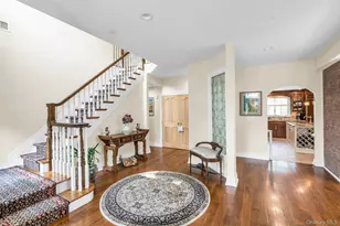 18 Regent Pl, Roslyn, NY 11576 - Photo 7