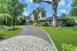 18 Regent Pl, Roslyn, NY 11576 - Photo 5