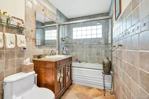 18 Regent Pl, Roslyn, NY 11576 - Photo 21