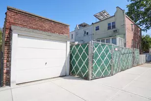 1051 Duncan St, Bronx, NY 10469 - Photo 21