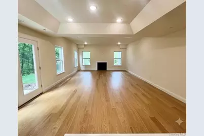 79 Willow Circle, Coram, NY 11727 - Photo 7