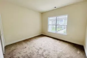 79 Willow Cir, Coram, NY 11727 - Photo 21