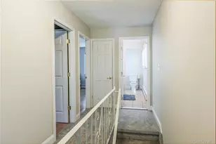 23 Babcock Ave, Ronkonkoma, NY 11779 - Photo 17