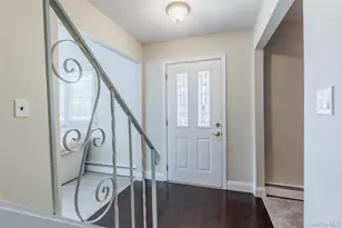 23 Babcock Ave, Ronkonkoma, NY 11779 - Photo 5
