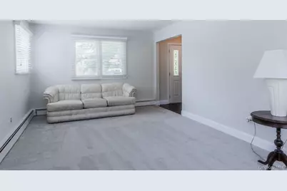 23 Babcock Avenue, Ronkonkoma, NY 11779 - Photo 7