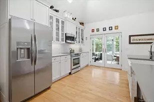 90 Lakeside Ln, Westhampton, NY 11977 - Photo 7