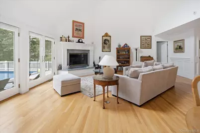 90 Lakeside Lane, Westhampton, NY 11977 - Photo 5