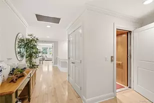 323 Baltustrol Cir, Roslyn, NY 11576 - Photo 25