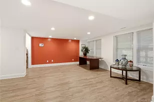323 Baltustrol Cir, Roslyn, NY 11576 - Photo 35