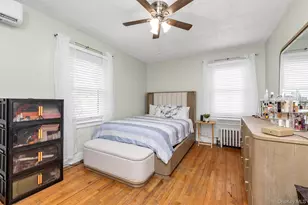 130-71 226th St, Springfield Gardens, NY 11413 - Photo 11