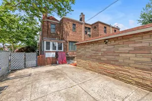 130-71 226th St, Springfield Gardens, NY 11413 - Photo 21