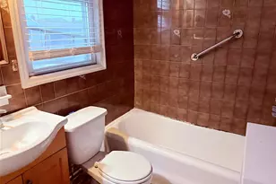 4-35 Beach 124th St, Rockaway Park, NY 11694 - Photo 17