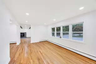 499 Silver, West Babylon, NY 11704 - Photo 9