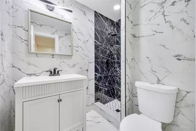 499 Silver, West Babylon, NY 11704 - Photo 21