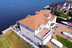 75 Yacht Club Rd, Babylon, NY 11702 - Photo 3