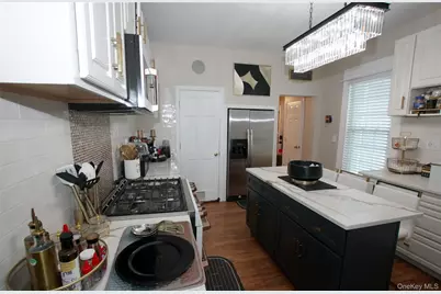 278 S Long Beach Avenue, Freeport, NY 11520 - Photo 5