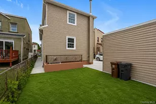 137-40 234th St, Rosedale, NY 11422 - Photo 21