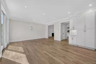 15 Glen Rd, Garden City, NY 11530 - Photo 7