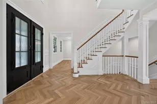 15 Glen Rd, Garden City, NY 11530 - Photo 3