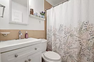 1882 Byrd Dr, East Meadow, NY 11554 - Photo 15