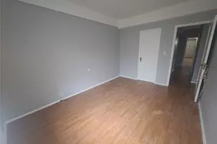 1735 Purdy St, Bronx, NY 10462 - Photo 13