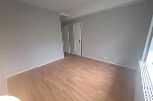 1735 Purdy St, Bronx, NY 10462 - Photo 9