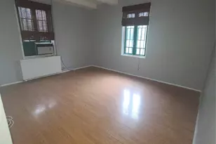 1735 Purdy St, Bronx, NY 10462 - Photo 11