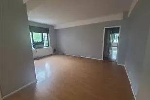 1735 Purdy St, Bronx, NY 10462 - Photo 7