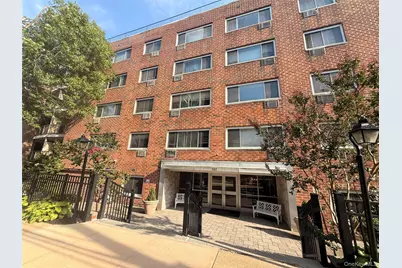 101 Clinton Avenue #3H, Mineola, NY 11501 - Photo 1