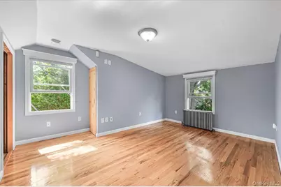 9 Tudor Road, Farmingdale, NY 11735 - Photo 21