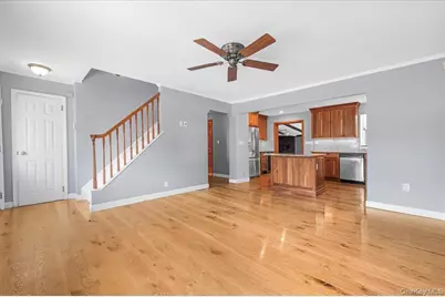 9 Tudor Road, Farmingdale, NY 11735 - Photo 9